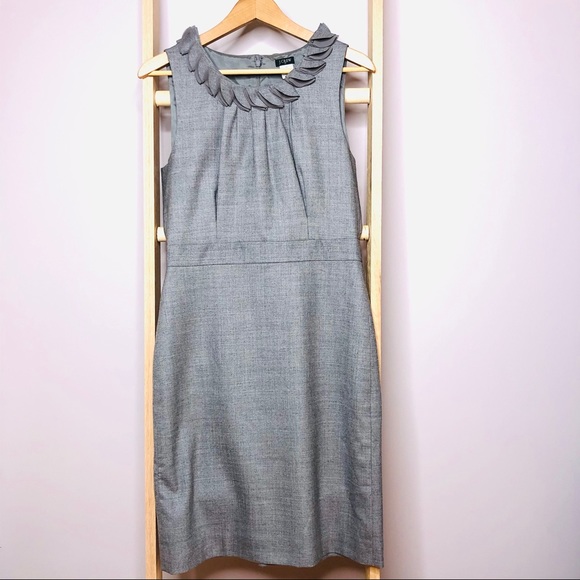 Banana Republic Sleeveless Ruffle Wool Blend Dress - Picture 10 of 12